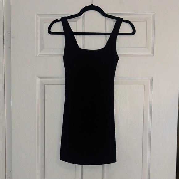 AerieWhite/Black Women's tennis dresses - Picture 2 of 4